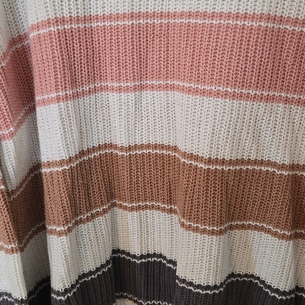 Hollister | Cozy Striped Crew Neck Sweater Size Medium